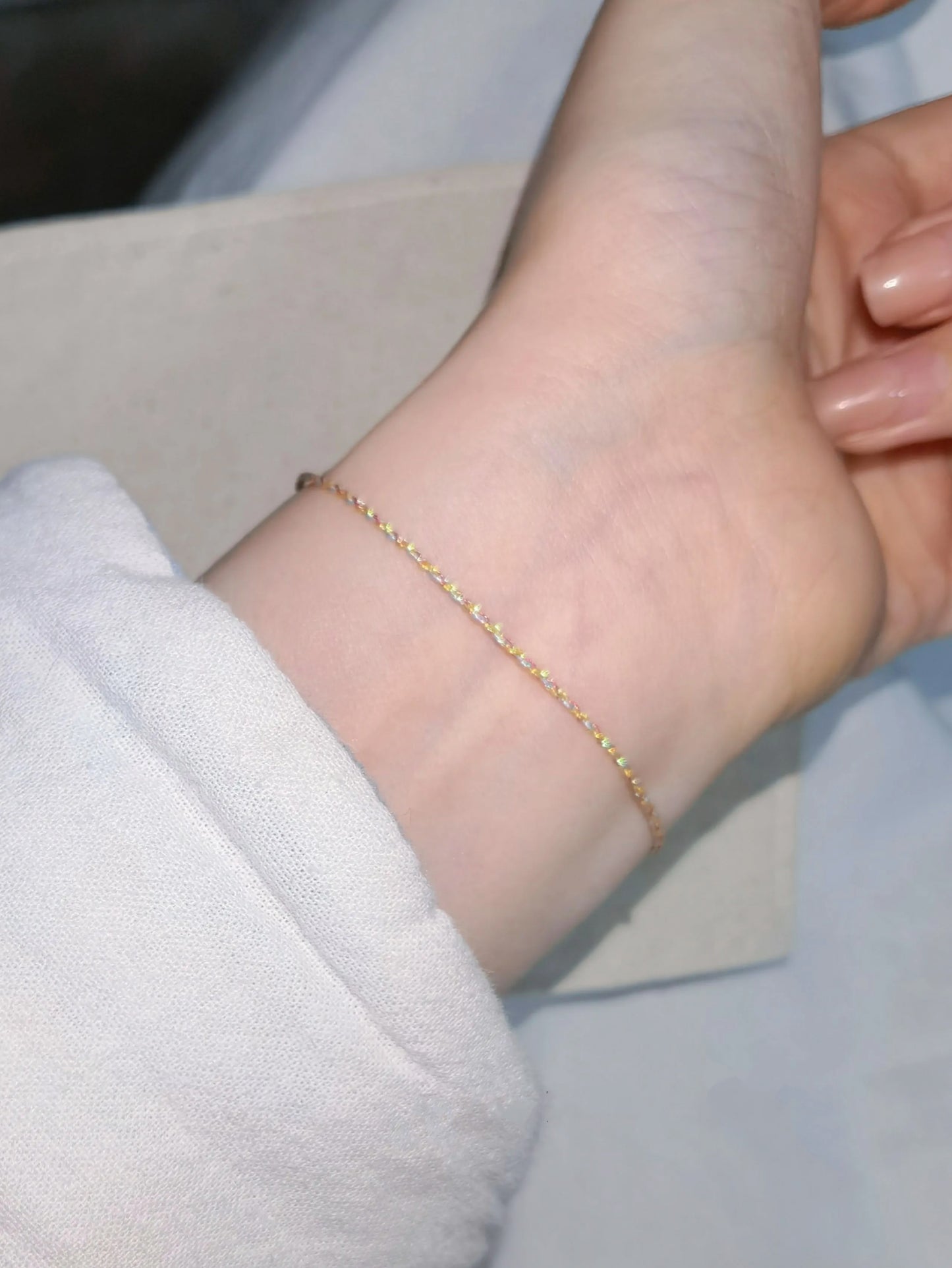 Dewlight Amber – Pearl and Shimmer Cord Bracelet