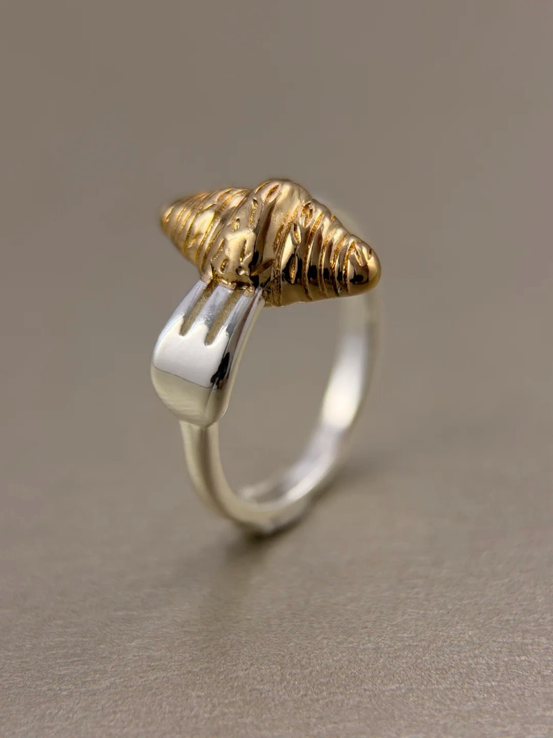 Croissant Love Silver Ring