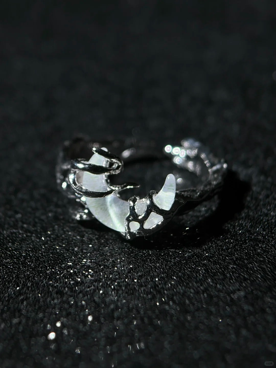Moon in the Wave Ring