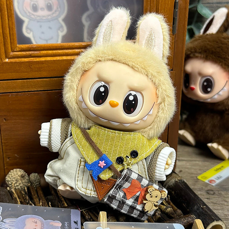 Labubu Outfit 17cm- Happy White Mouse (Sweater + Overalls + Scarf + Backpack)