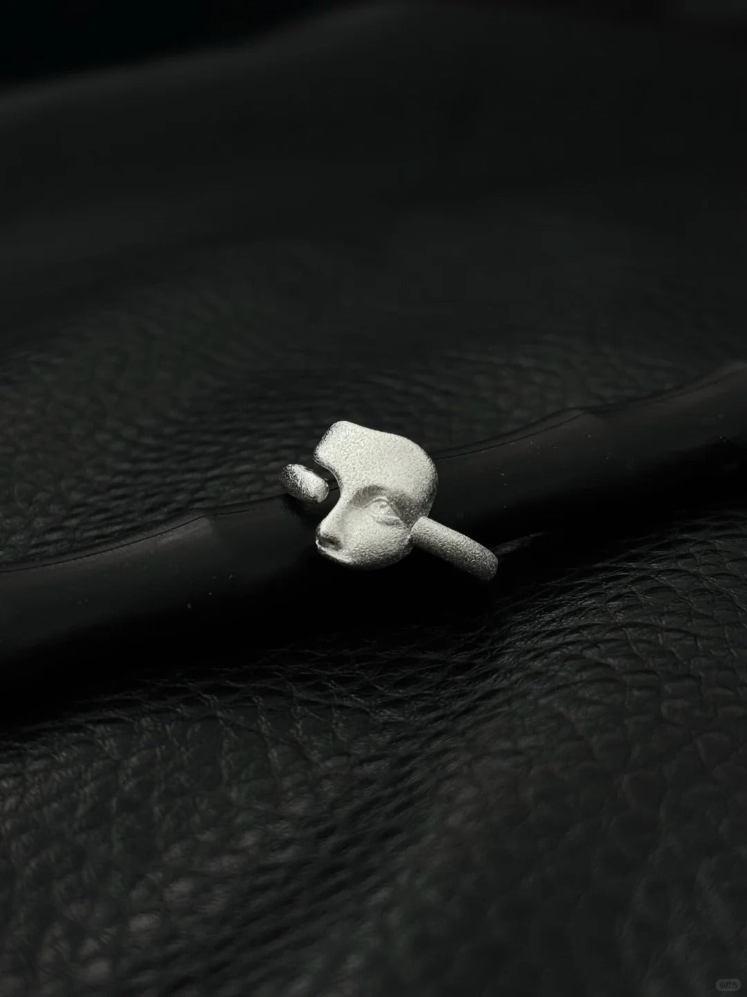 Self Fragment Ring