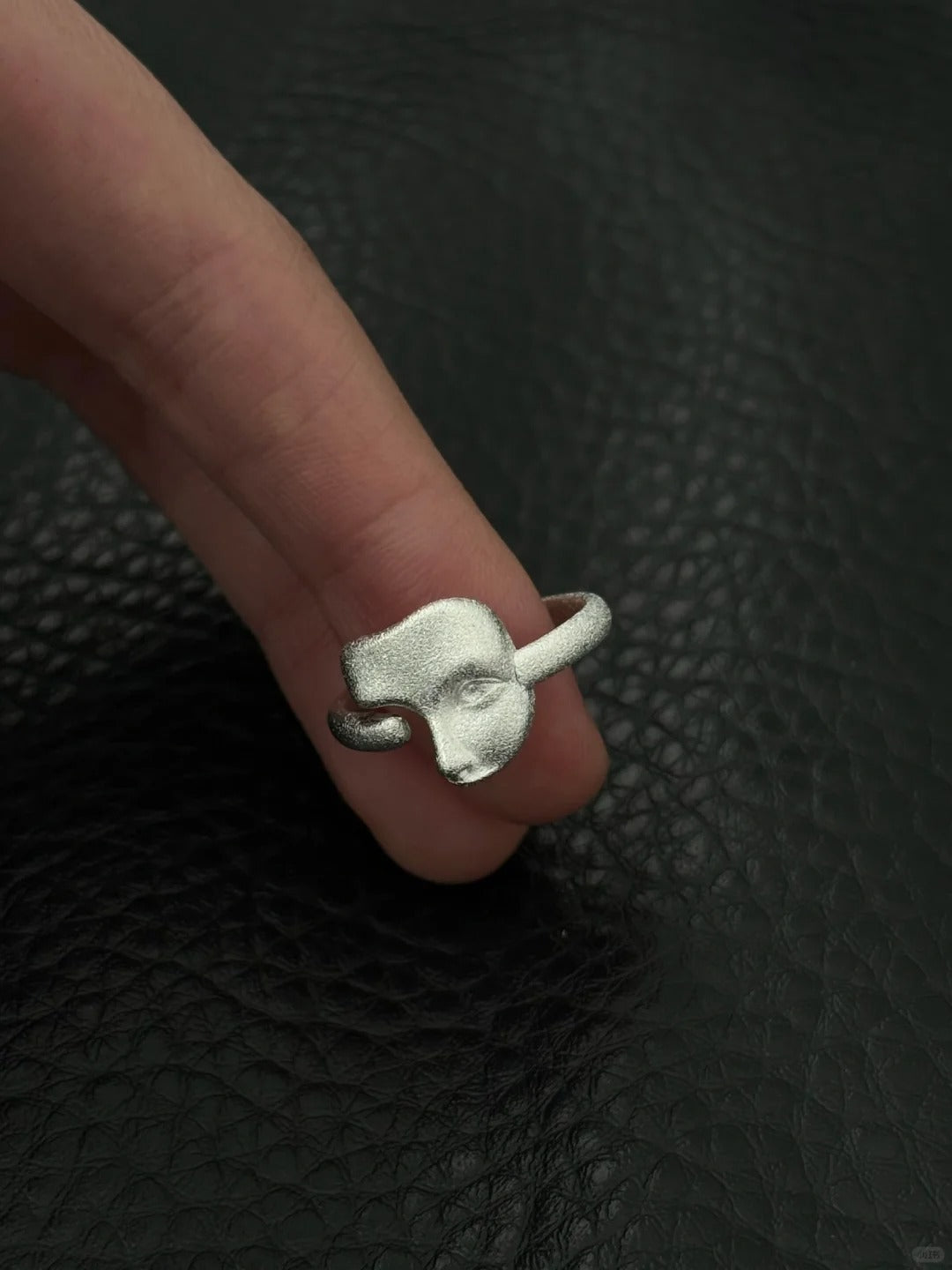 Self Fragment Ring